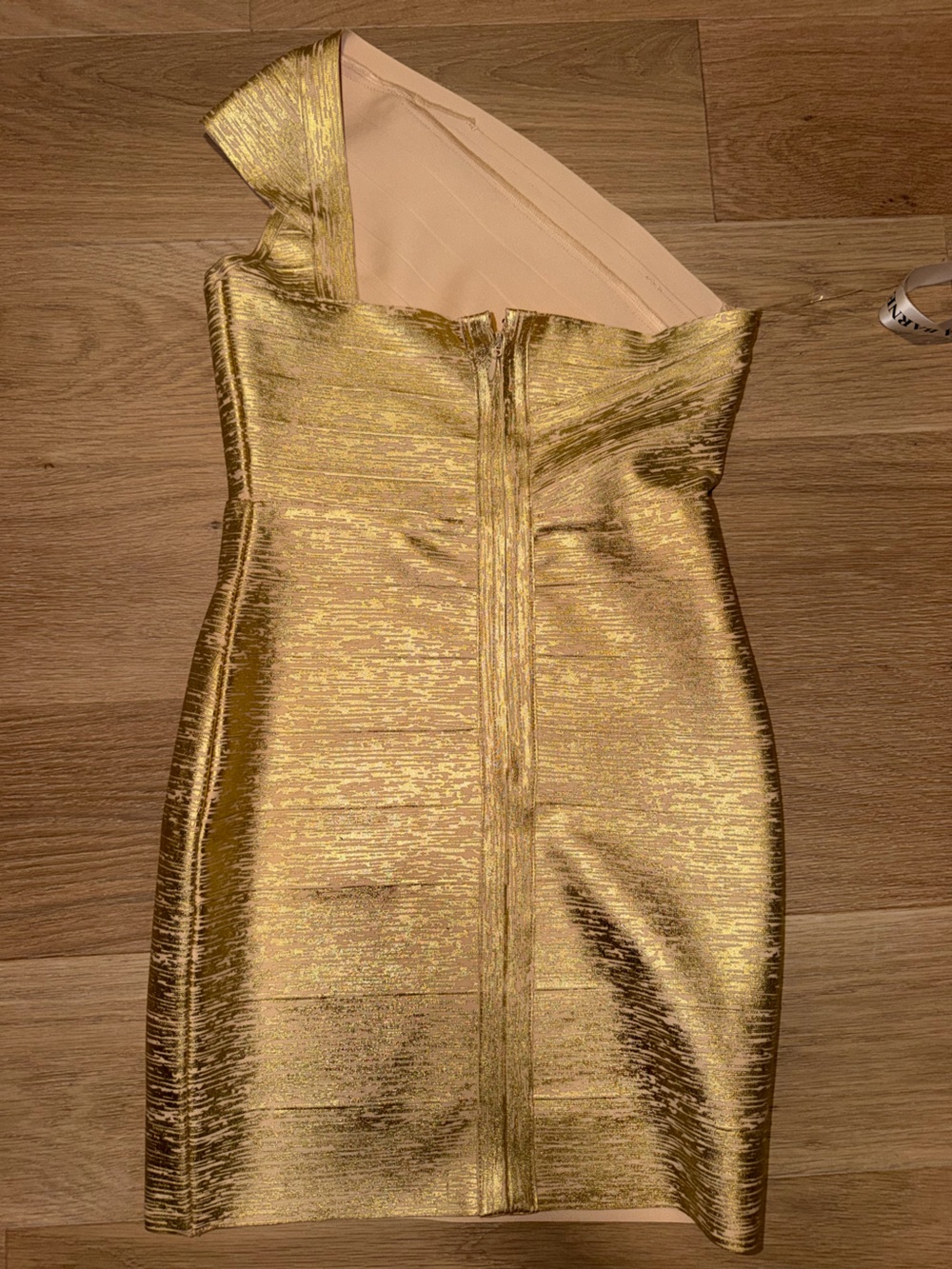 One-Shoulder Metallic Gold Bodycon Dress SIZE M - Picture 5 of 5